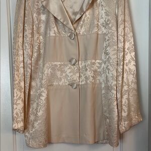 Elegant Cream Brocade Women's Jacket